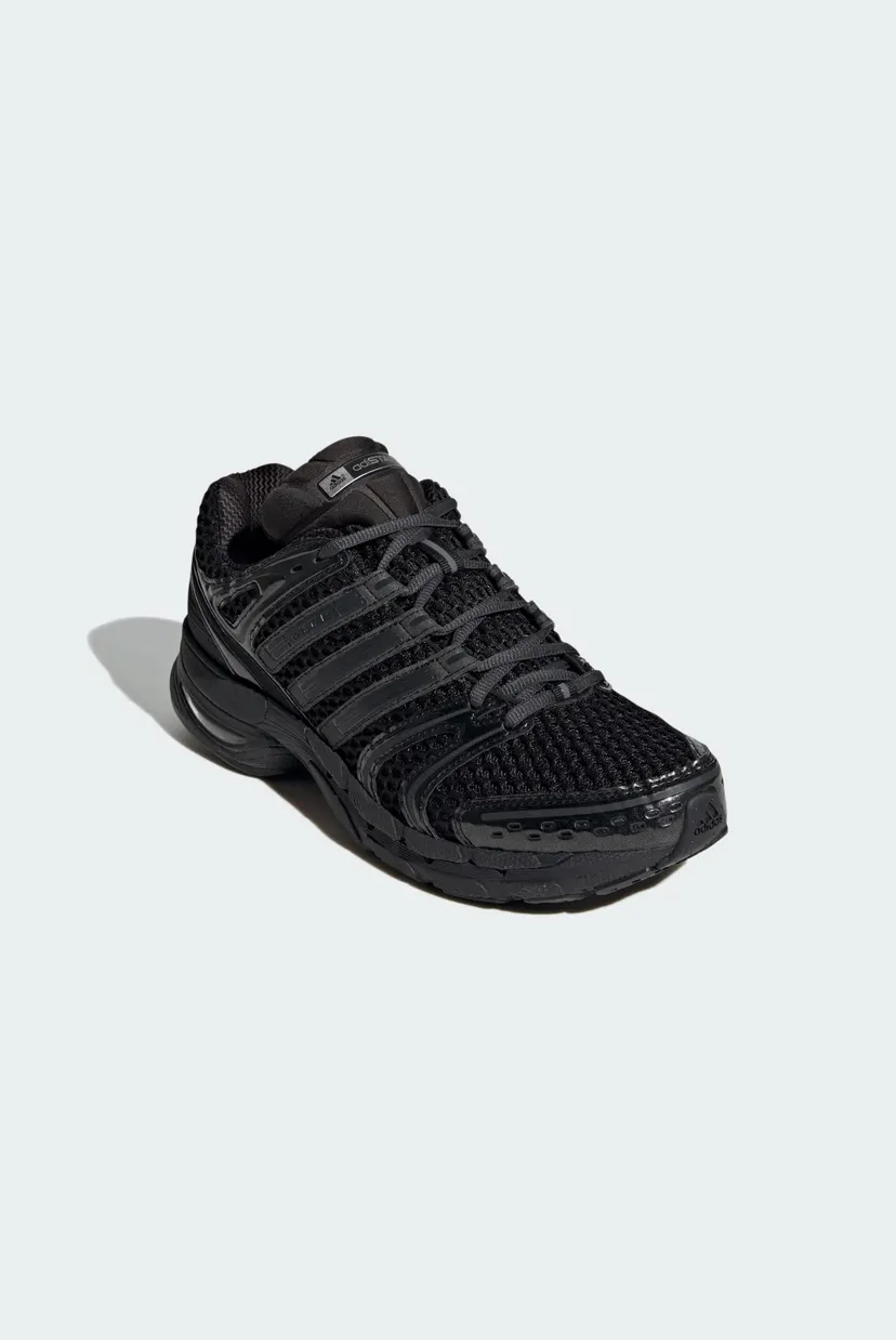 Черные кроссовки ADISTAR CONTROL 3