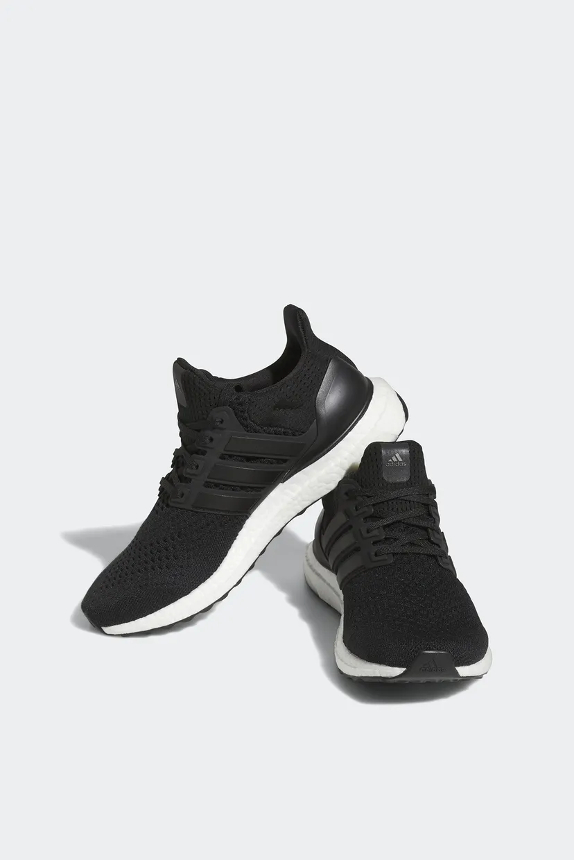 Жіночі чорні кросівки Ultraboost 1.0 4