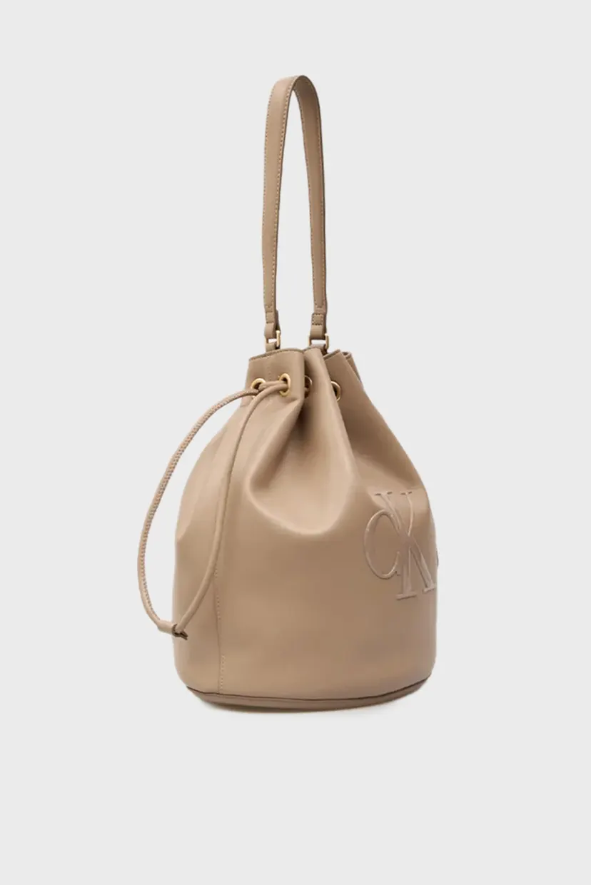 Женская бежевая сумка BOLD LARGE BUCKET BAG 3