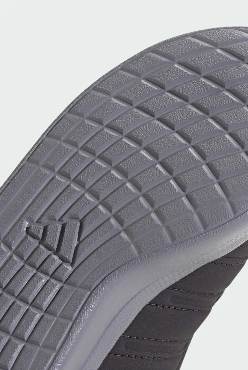 Детские черные кроссовки ADIDAS MINECRAFT LIGHTORAMA COURT CHILDREN 9