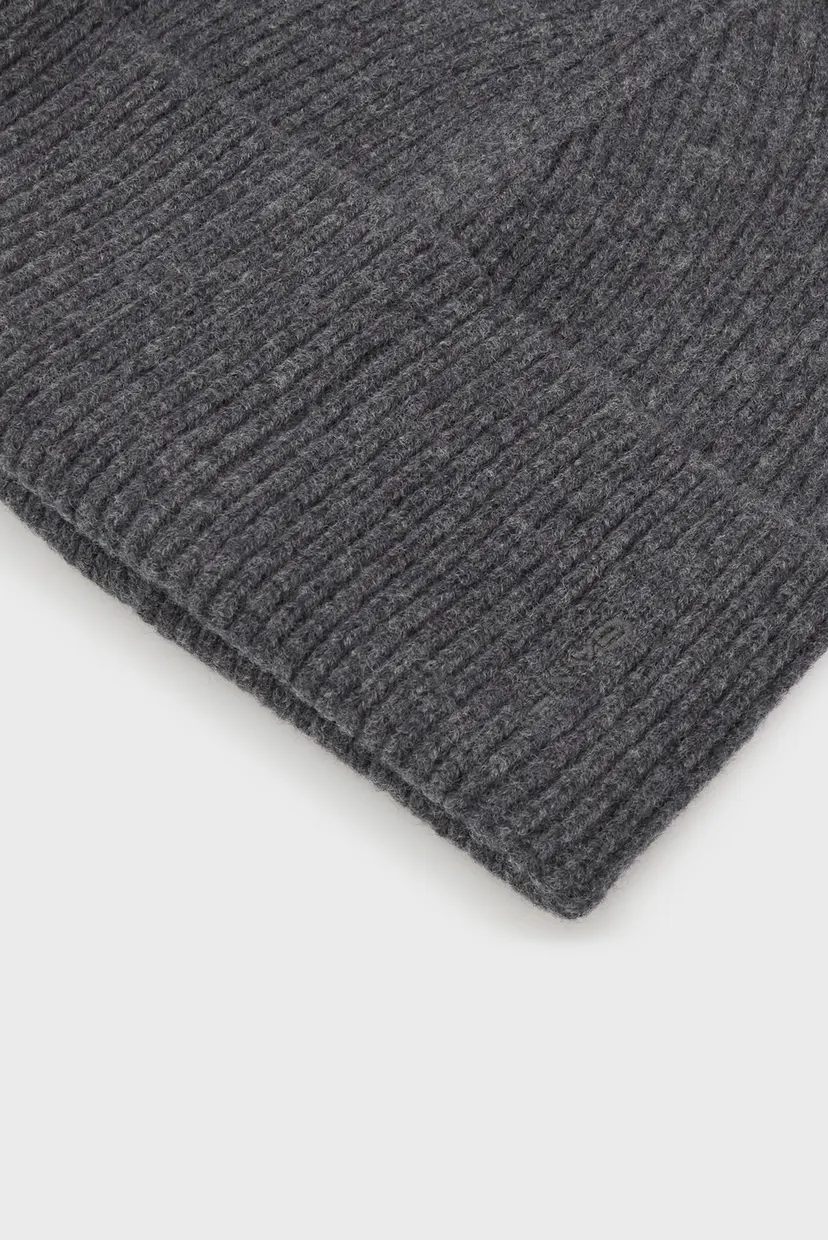 Женская серая шерстяная шапка RIBBED 4