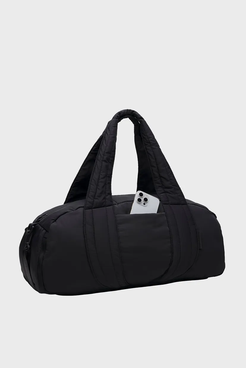 Жіноча чорна спортивна сумка UA Studio Soft Duffle 5