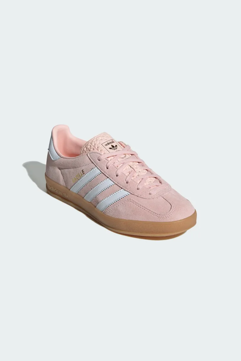 Жіночі рожеві замшеві снікерси Gazelle Indoor 4