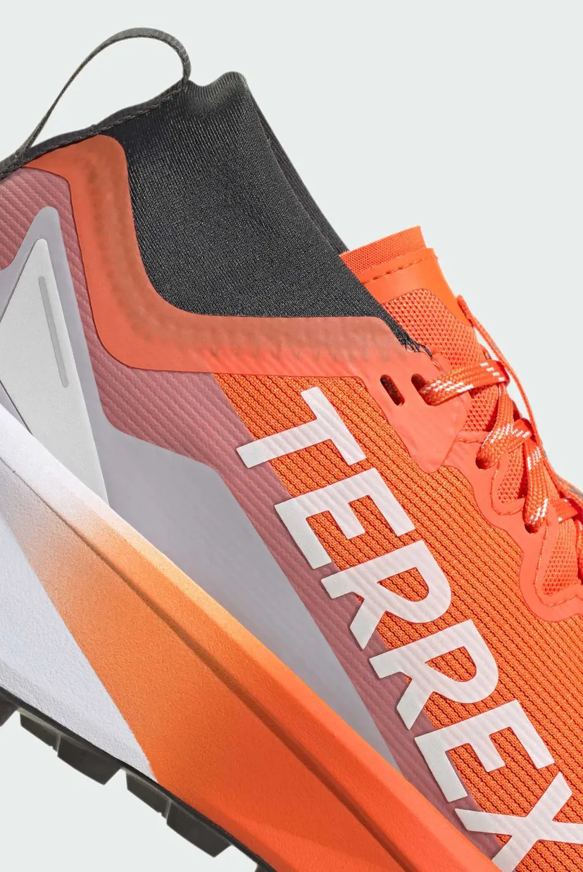 Чоловічі помаранчеві кросівки Terrex Agravic GTX Trail Running 8