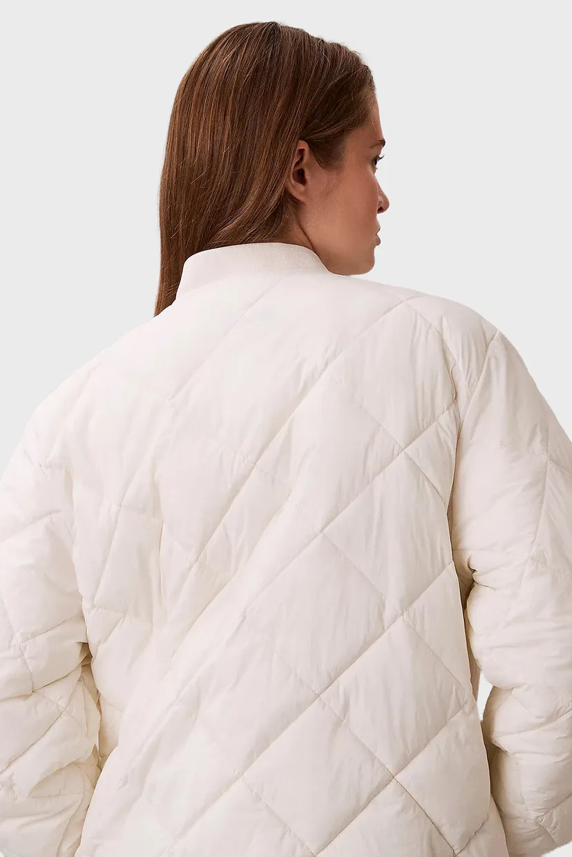 Женская белая куртка INSULATED 3