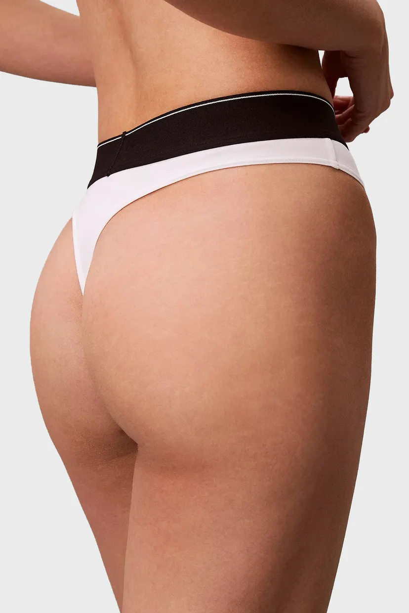 Жіночі білі трусики THONG 5