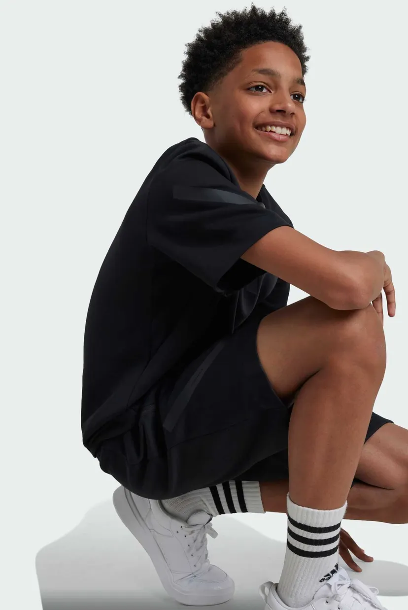 Дитячі чорні шорти adidas Z.N.E. Kids 4