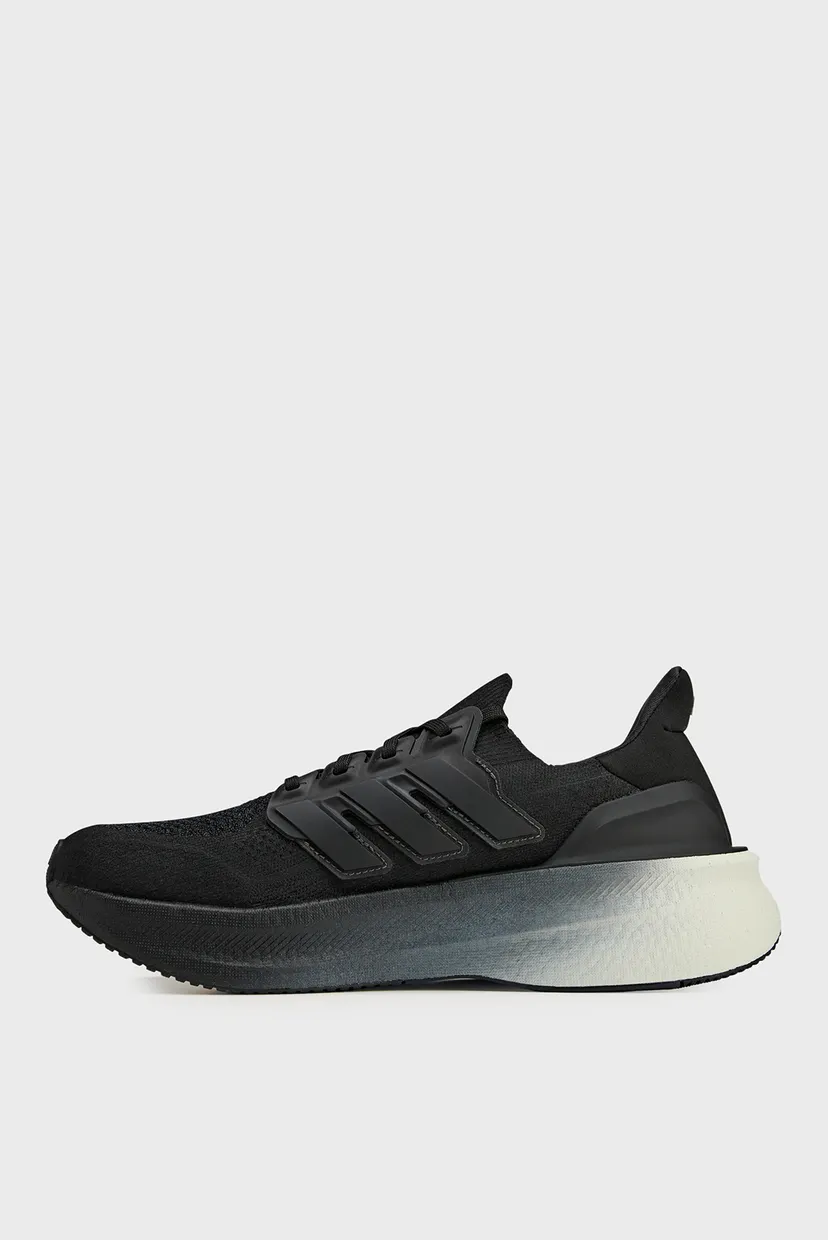 Черные кроссовки Y-3 Ultraboost 5 5