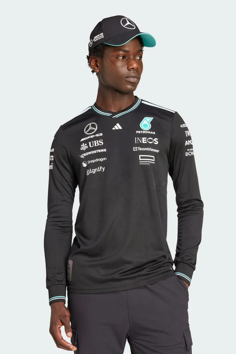 Мужской черный лонгслив Mercedes - AMG Petronas Formula One Team Мужской черный лонгслив Mercedes - AMG Petronas Formula One Team