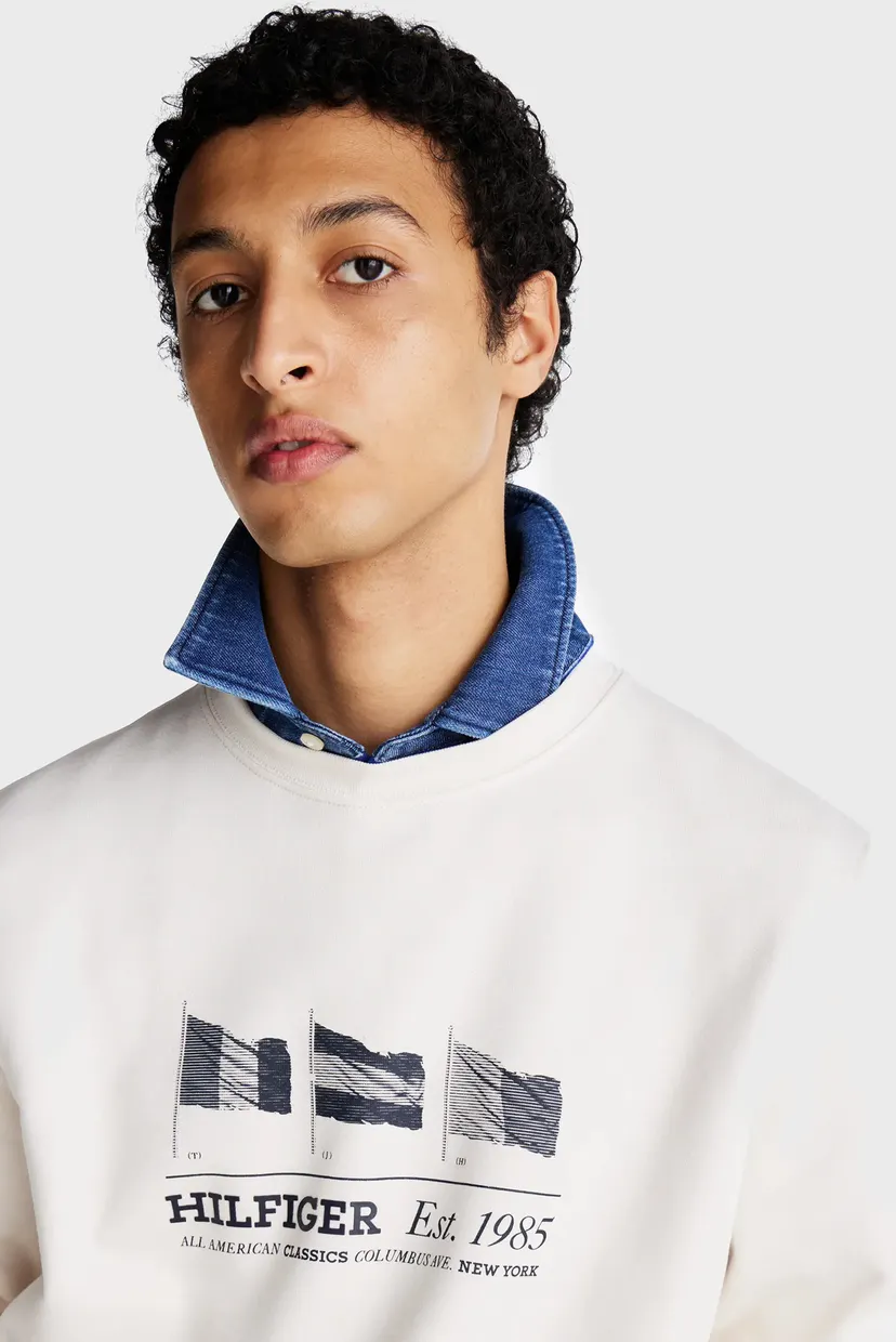 Чоловічий білий світшот HILFIGER FLAGS CREWNECK 4