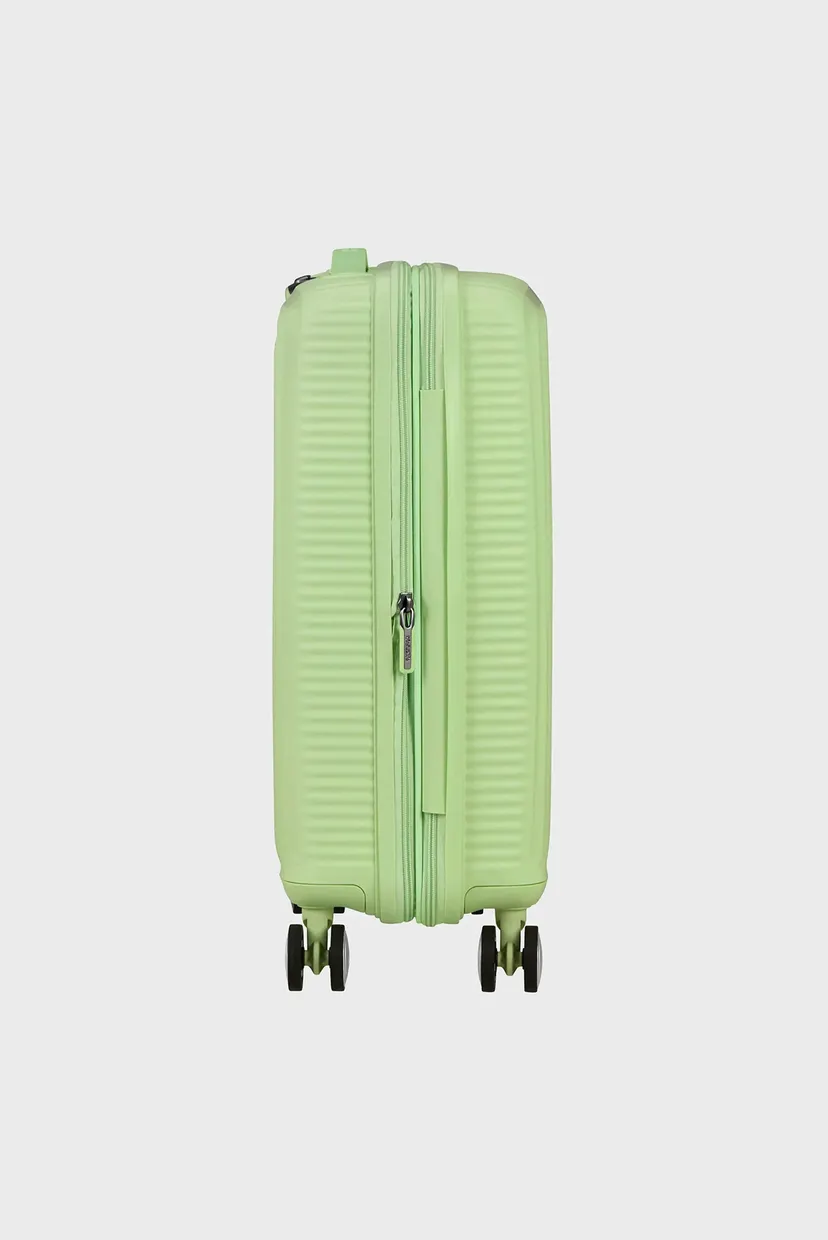 Женский зеленый чемодан 55 см SOUNDBOX KIWI GREEN 3