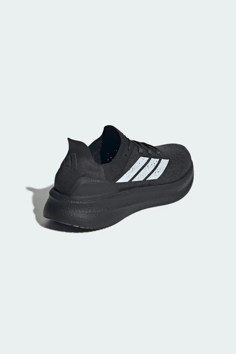 Чоловічі чорні кросівки Ultraboost 5 Strung 5