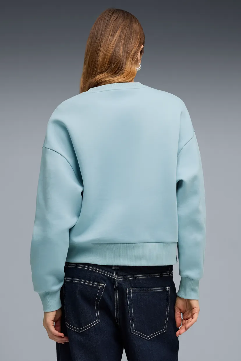 Женский голубой свитшот Essentials Elevated Logo Sweatshirt Women 3