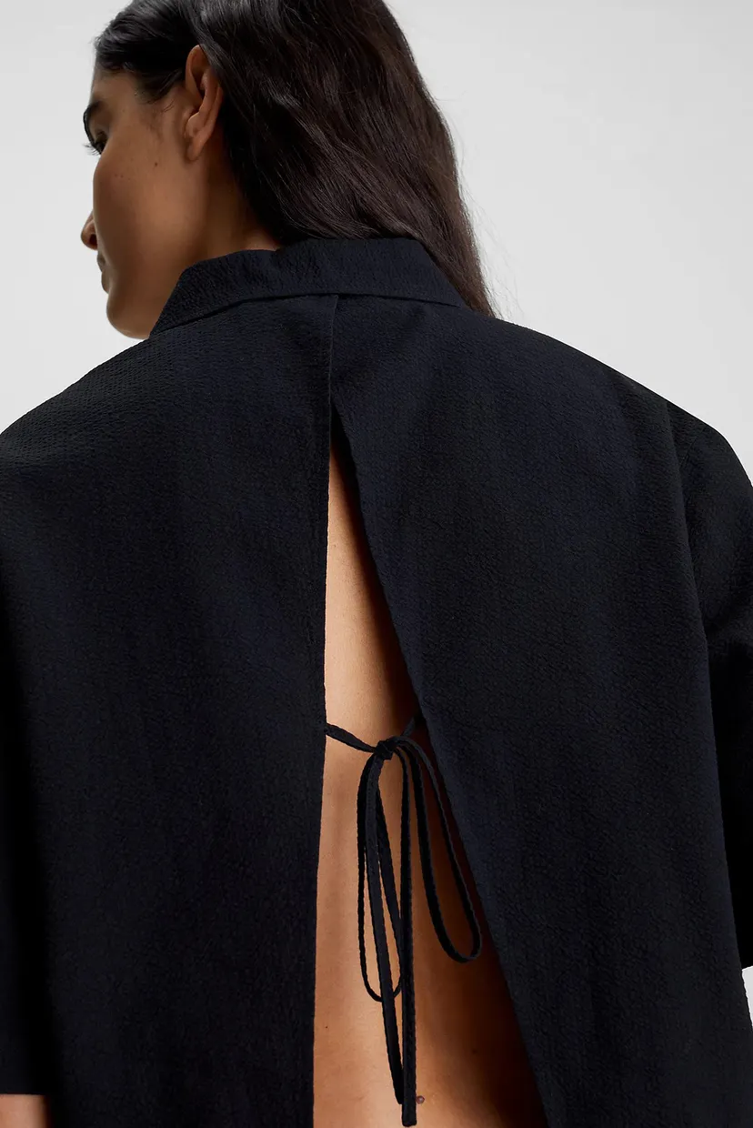 Жіноча чорна сорочка BACK DETAIL SEERSUCKER 4