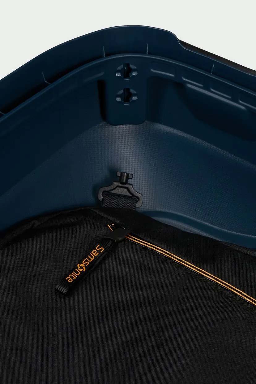 Темно-синя валіза 75 см ESSENS MIDNIGHT BLUE 7