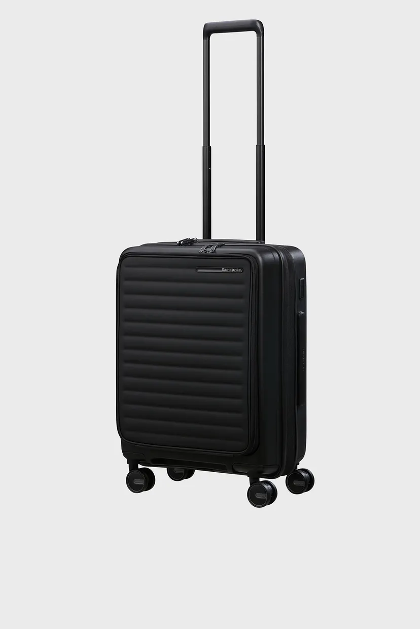 Черный чемодан 55 см RESTACKD BLACK 3