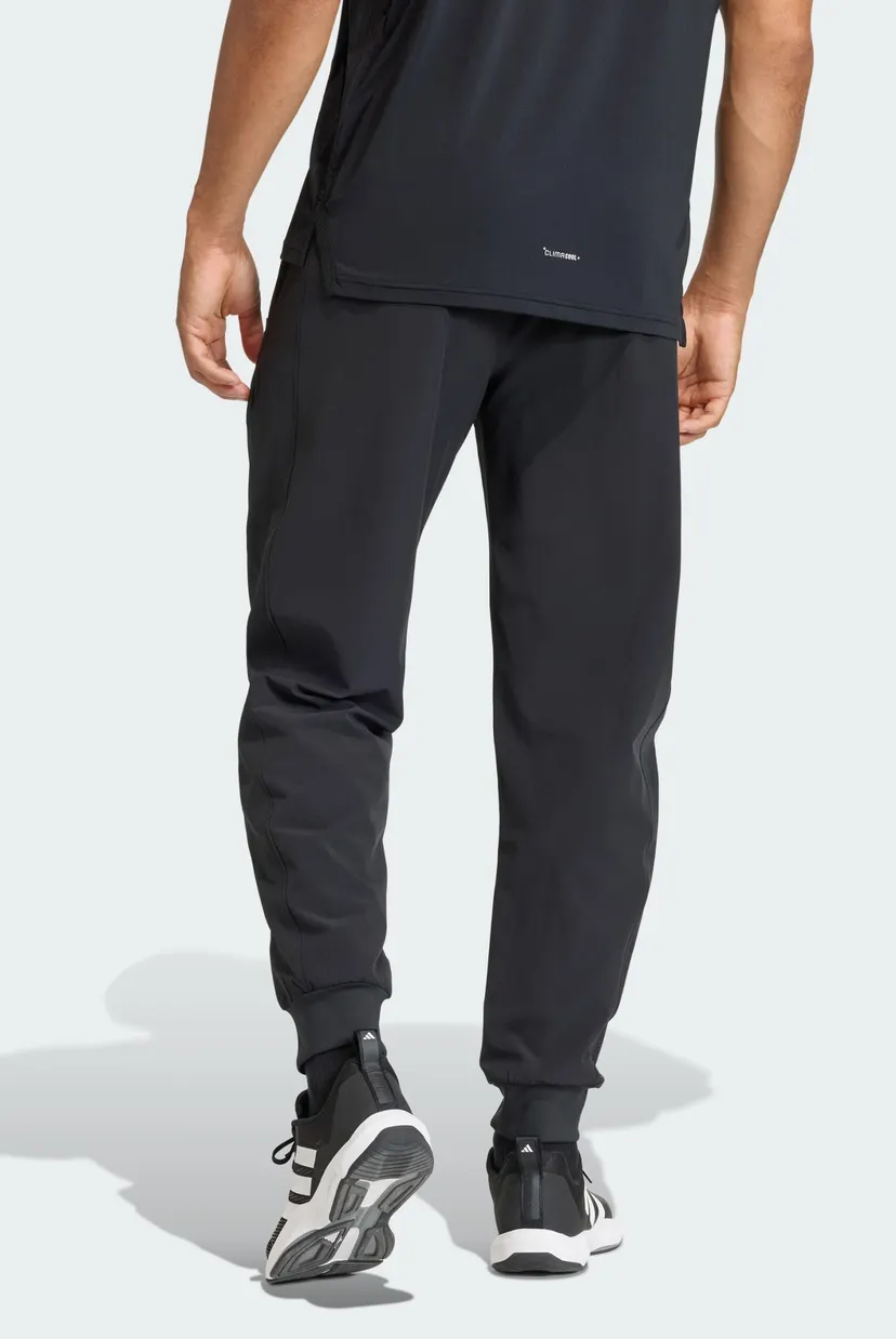 Мужские черны спортивные брюки WORKOUT ESSENTIALS FLEX WOVEN 3