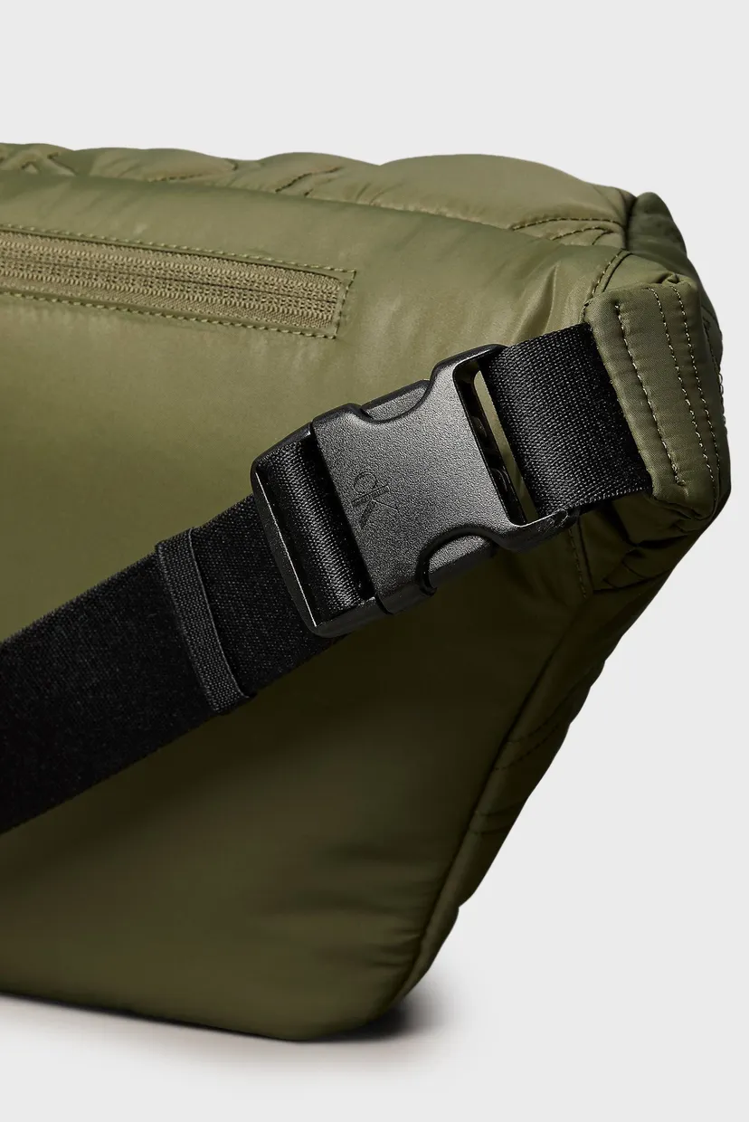 Чоловіча оливкова поясна сумка PUFFER SLING 5