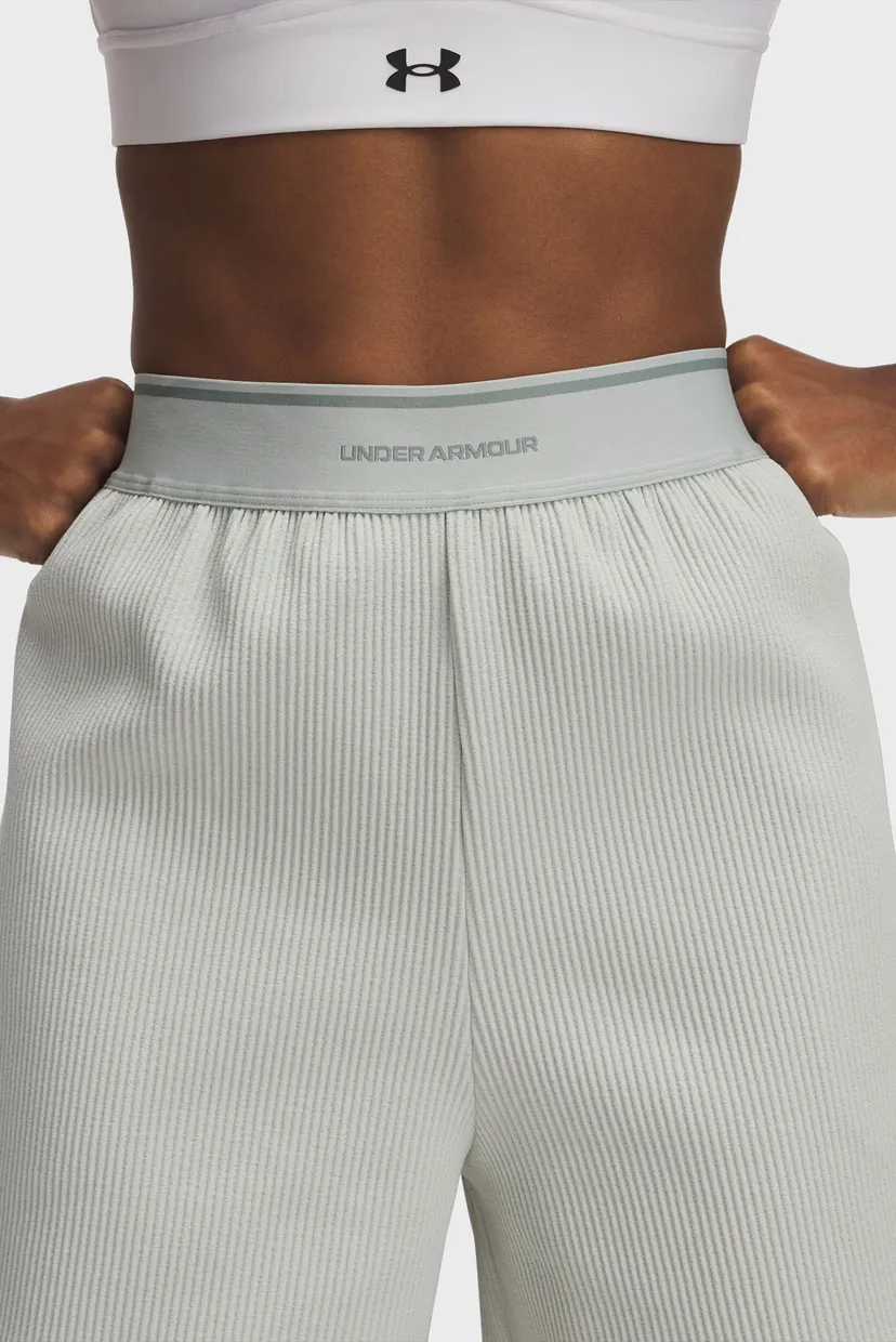 Жіночі світло-сірі шорти UA Meridian Rib Short 4