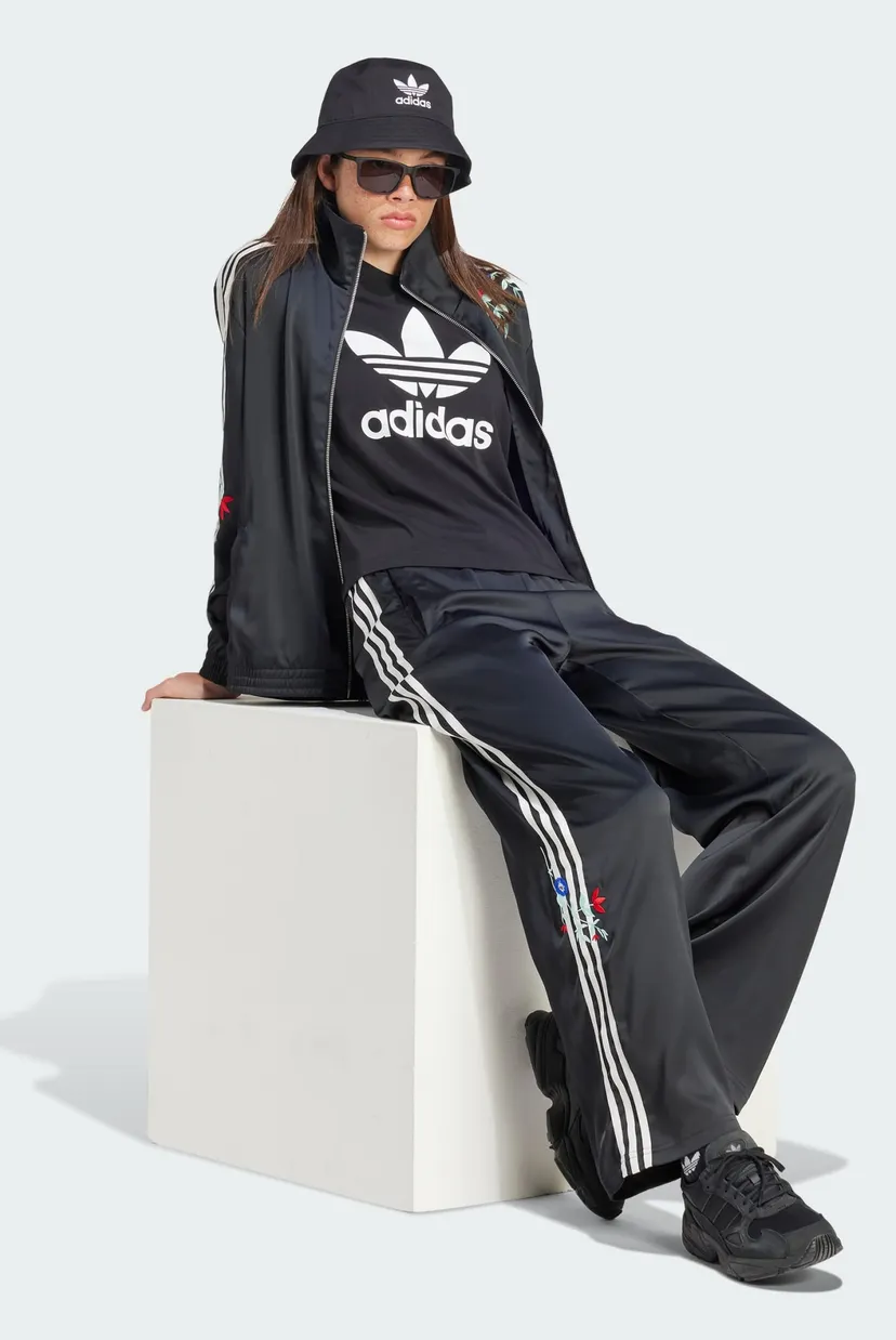 ファッションボディ Жіноча чорна спортивна кофта Graphics Floral Firebird adidas