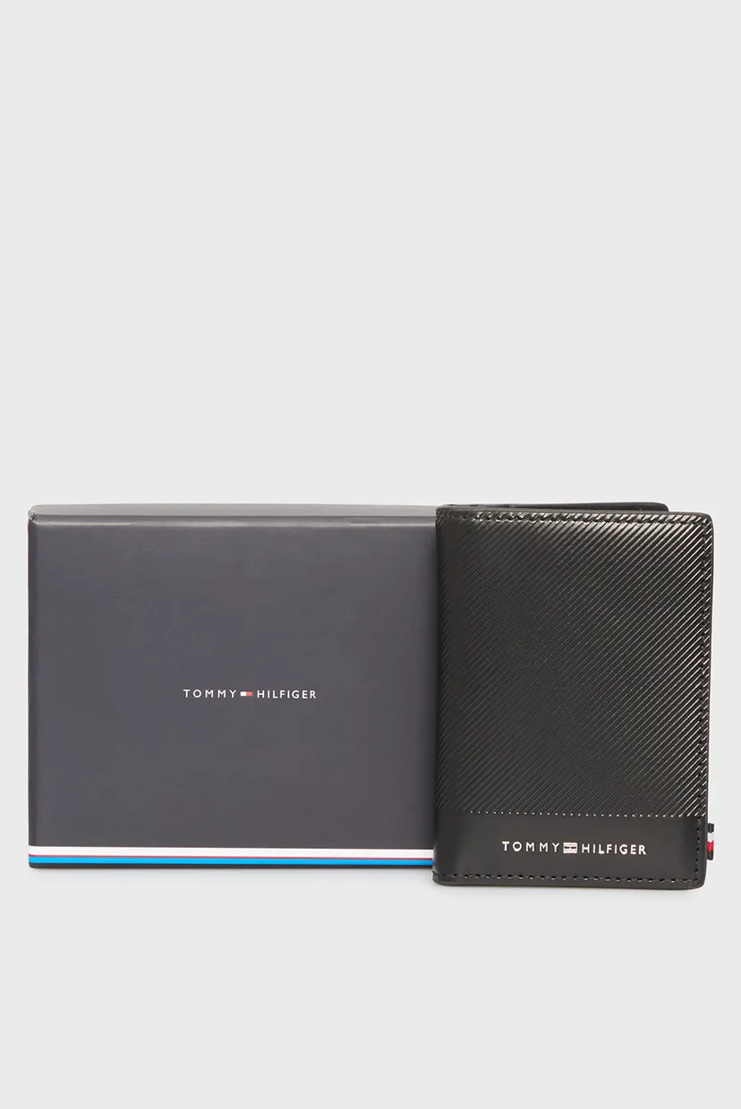 Чоловічий чорний шкіряний гаманець FOUNDATION BIFOLD 6