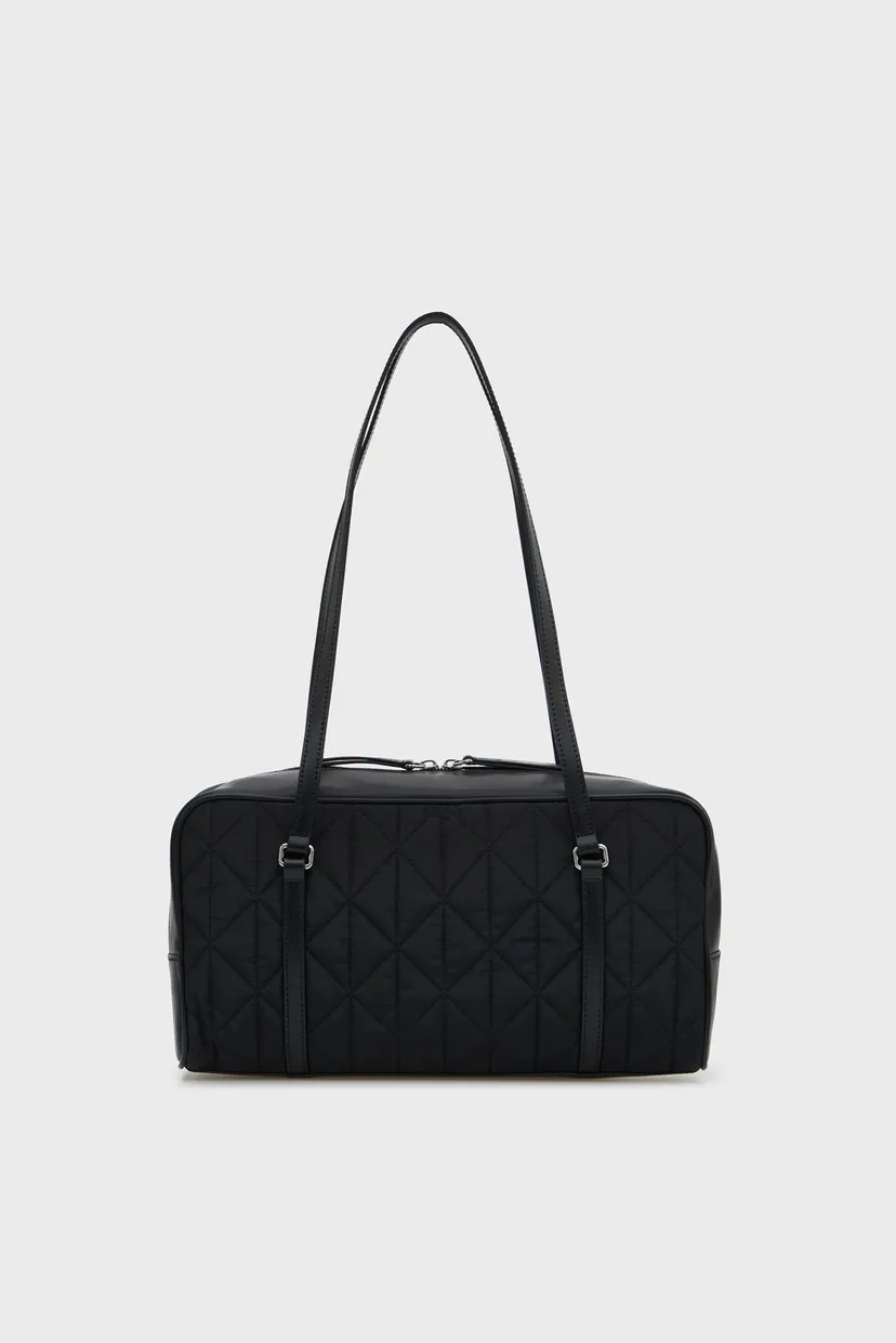 Женская черная сумка QUILTED EW SATCHEL 4