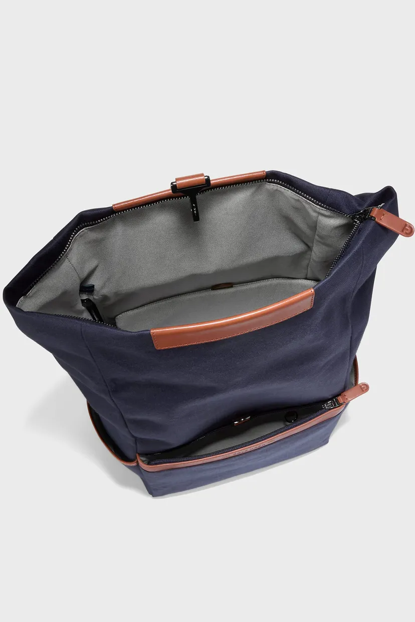 Чоловічий темно-синій рюкзак Judson Brushed Twill Backpack 4