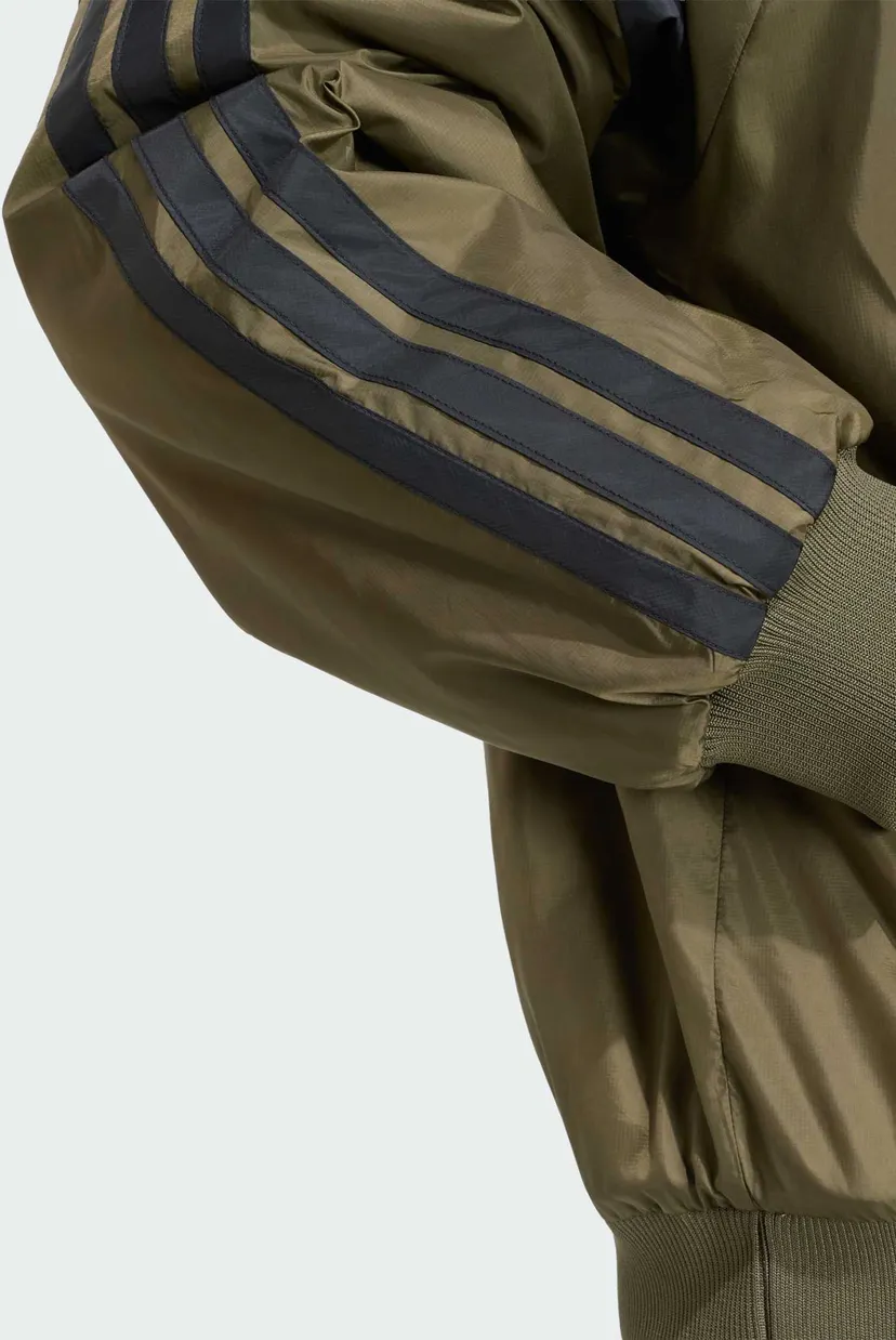 Чоловічий оливковий бомбер TIRO INSULATED 5