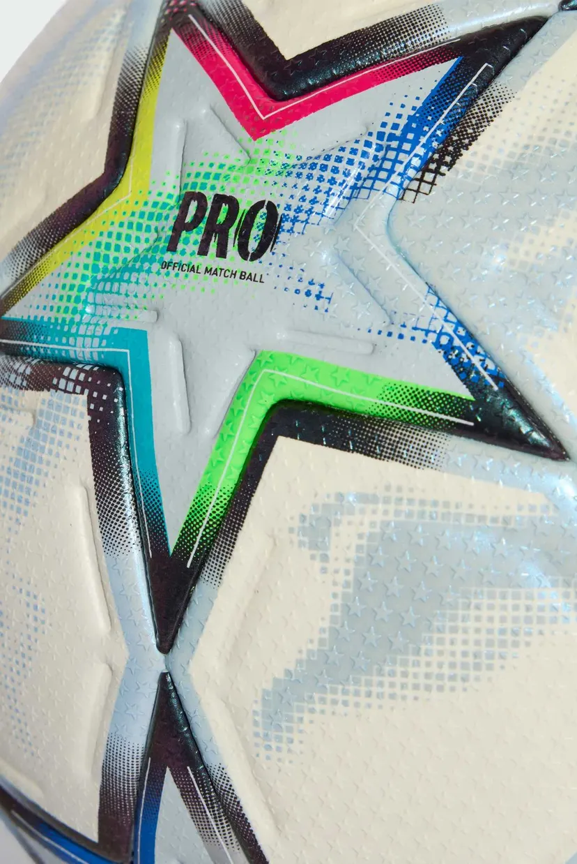 Білий м'яч UEFA Champions League 26/27 Pro 4