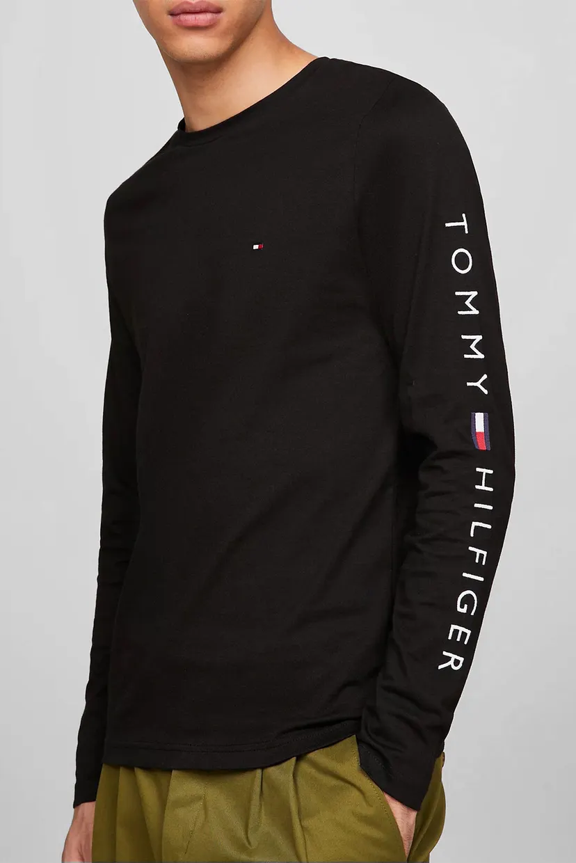 Мужской черный лонгслив TOMMY LOGO TEE 4