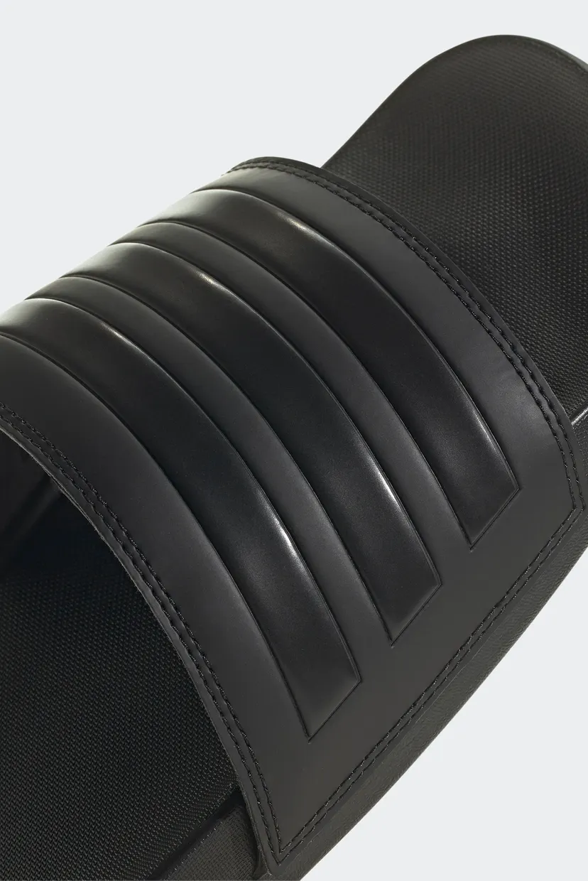 Черные слайдеры Adilette Comfort 8