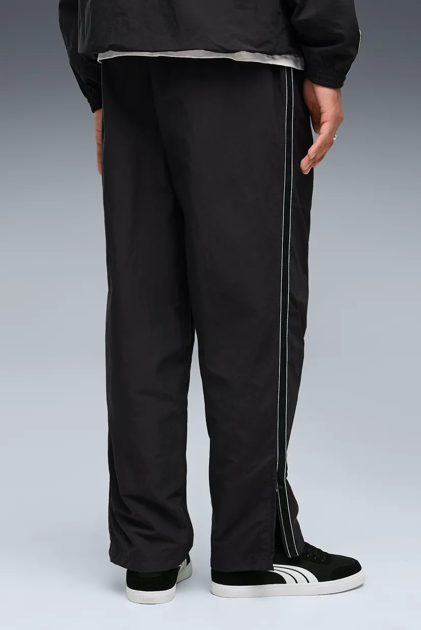Чоловічі чорні спортивні штани PUMA Class Relaxed Pinnacle Woven Track Pants Men 3