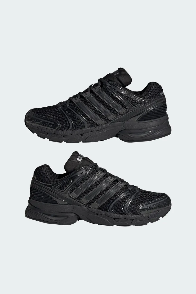 Черные кроссовки ADISTAR CONTROL 6
