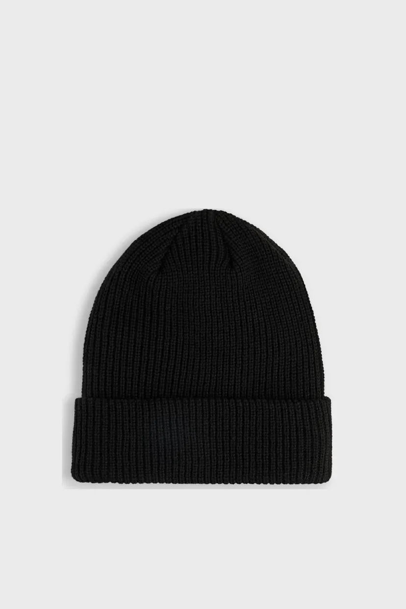 Черная шапка Essentials High Crown Beanie 3