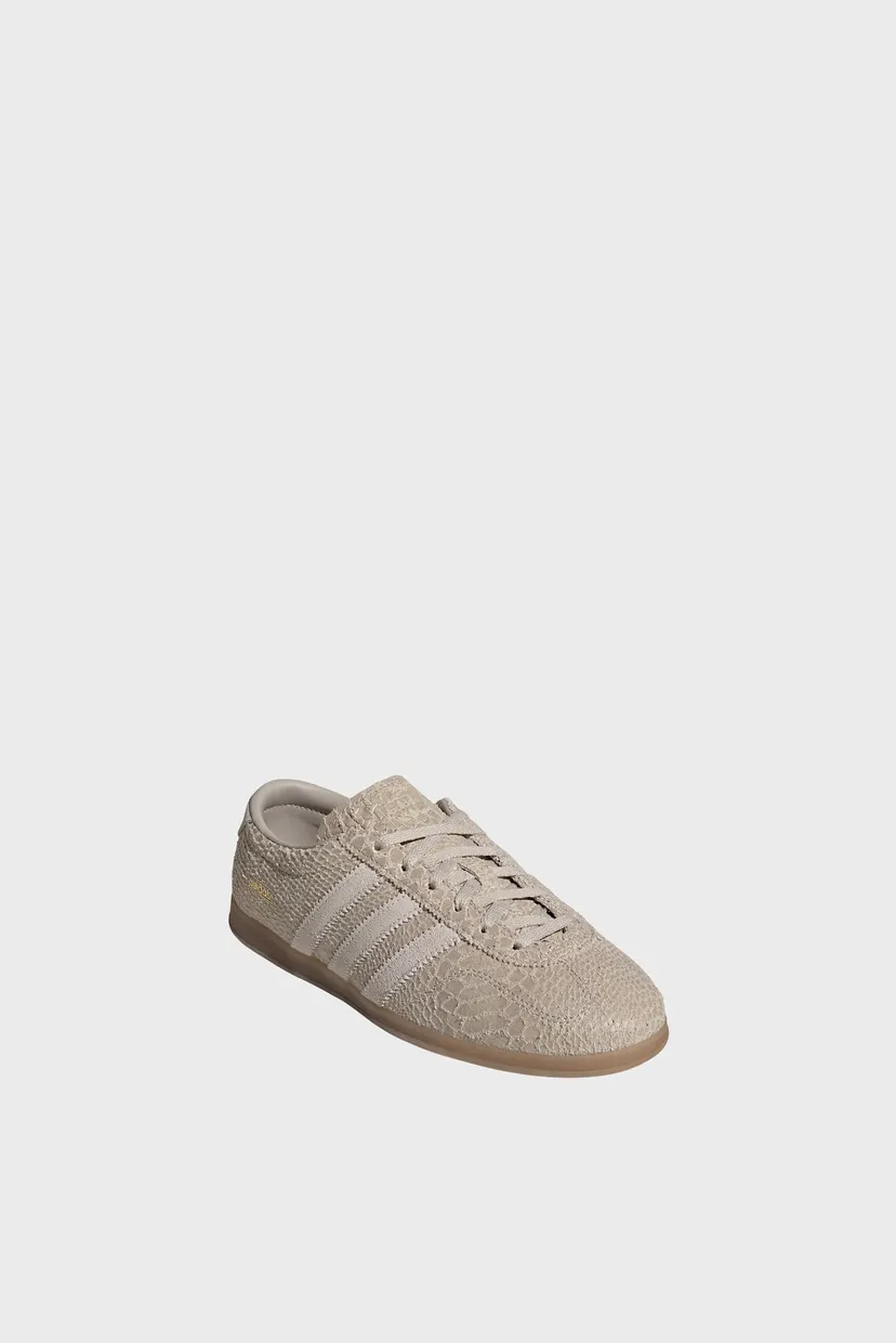 Женские бежевые кроссовки GAZELLE LO PRO 3