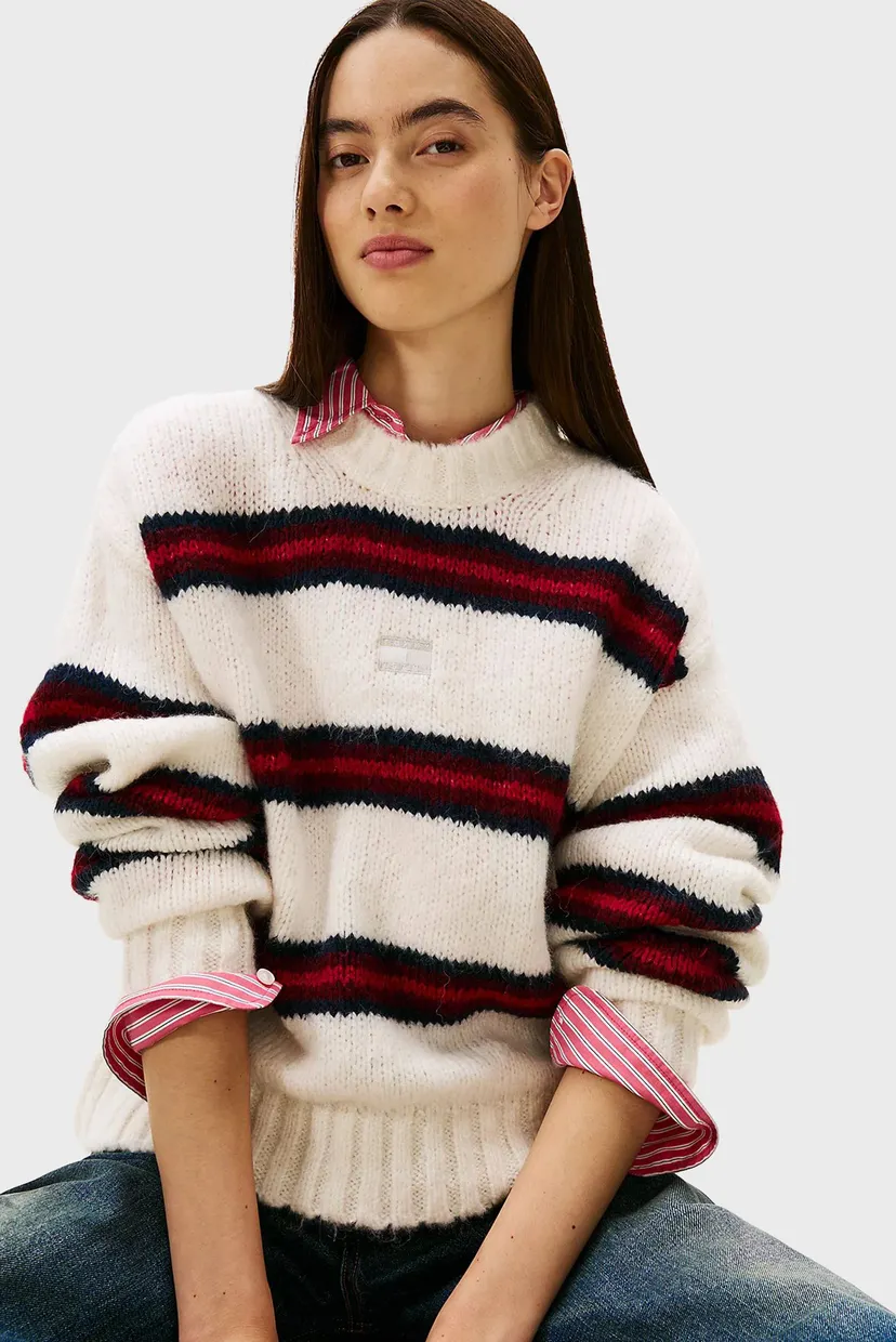 Женский белый свитер в полоску BADGE STRIPE FLUFFY 4
