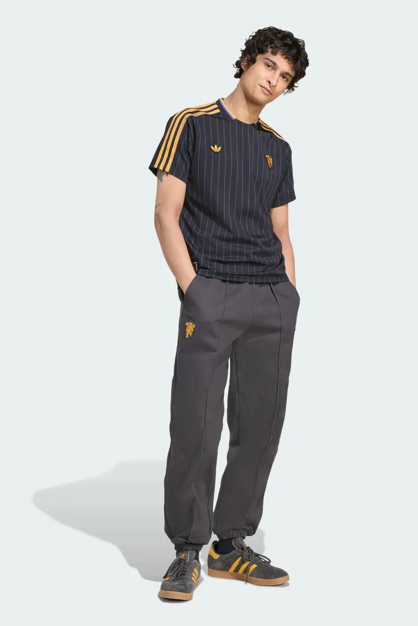Черная футболка в полоску Manchester United Terrace Icons (унисекс) 3