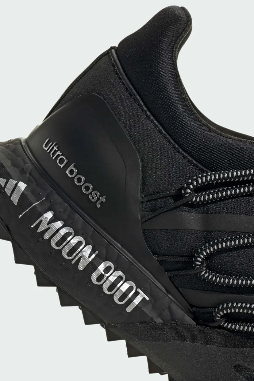Чорні кросівки  ADIDAS X MOON BOOT ULTRABOOST 1.0 7
