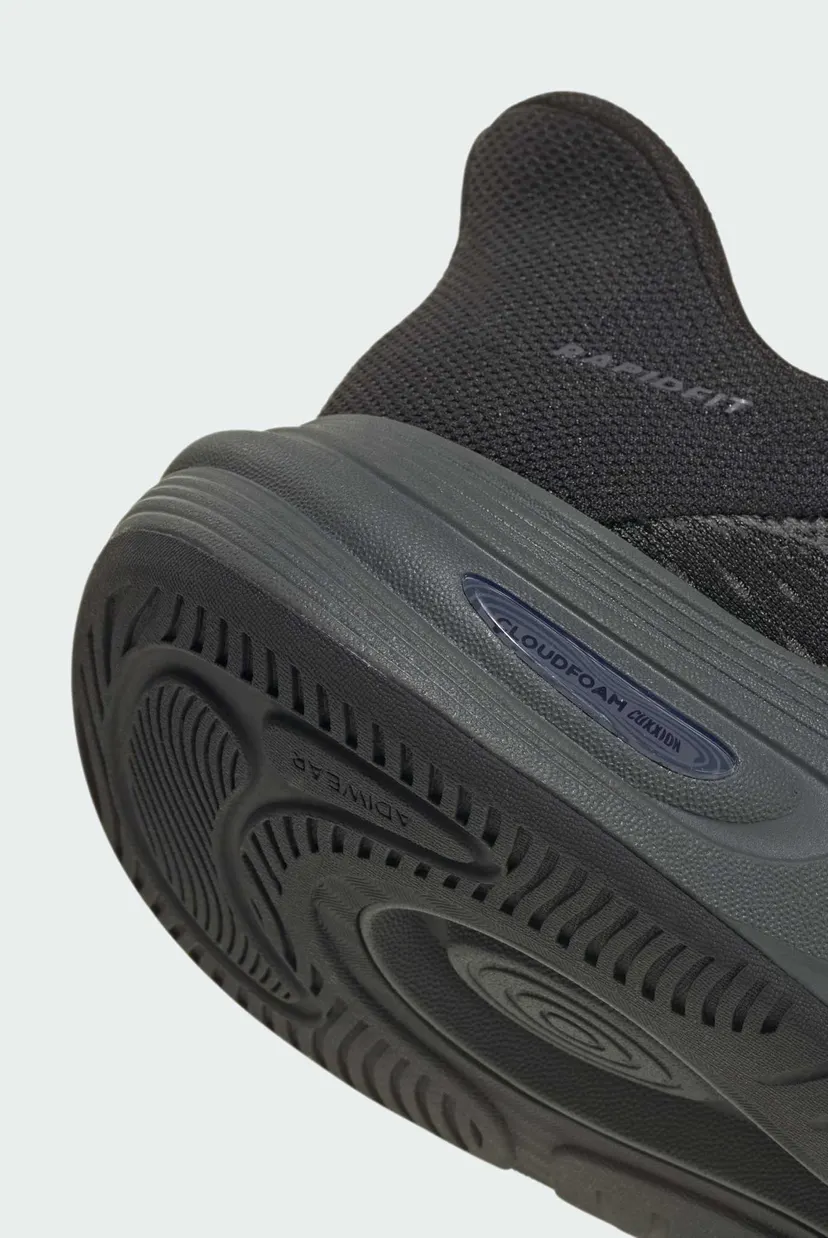 Жіночі чорні кросівки CLOUDFOAM CUXXION RAPIDFIT 9