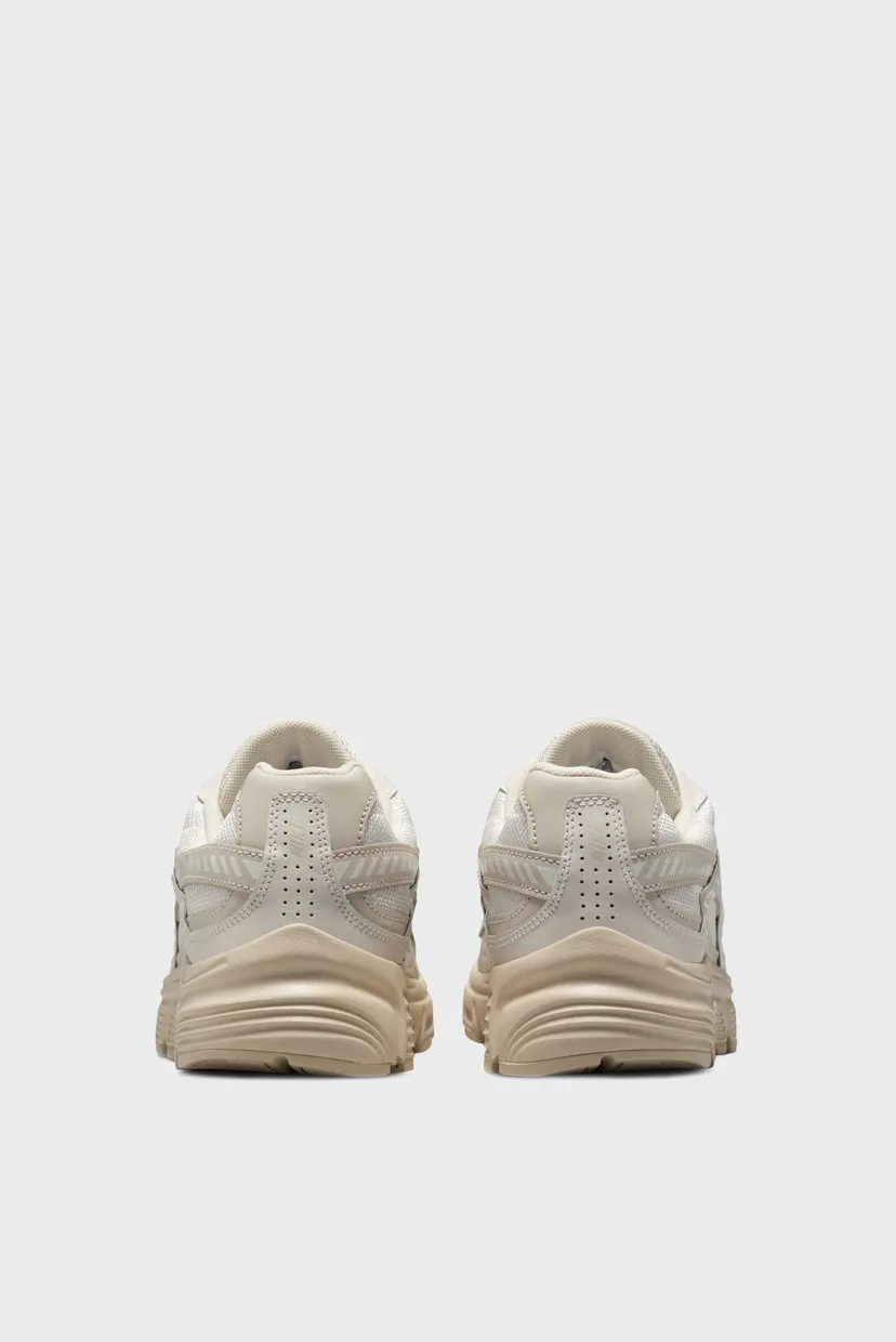 Женские бежевые кроссовки WMNS NIKE INITIATOR 5