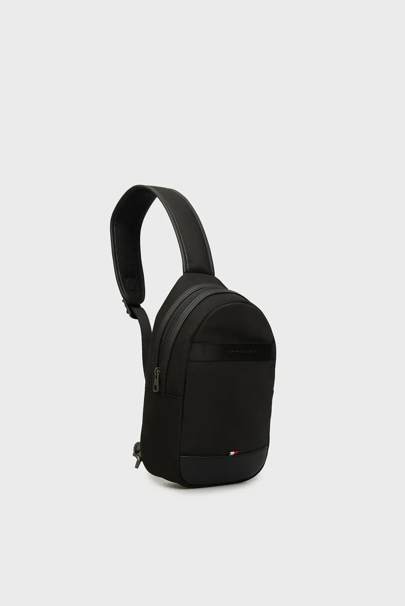 Чоловіча чорна сумка TH NYLON TRAVEL SLING 3