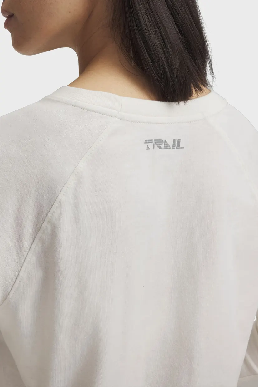 Женский белый лонгслив UA Trail Run Graphic LS 3