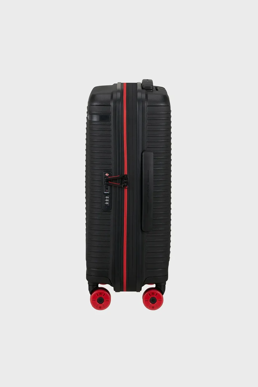 Чорна валіза 55 см PRODIVER HS BLACK 4