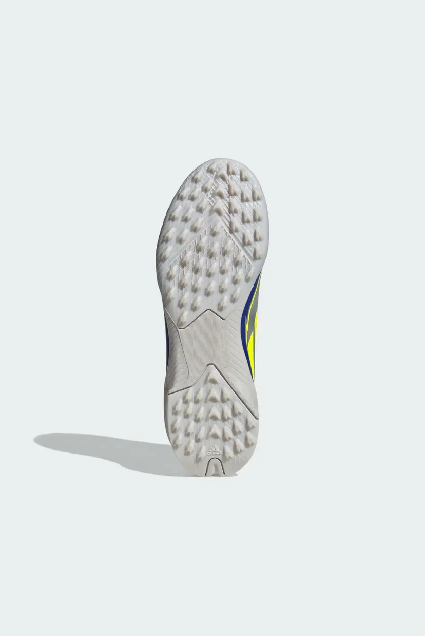 Детские серебристые бутсы F50 League Messi Turf Kids 3
