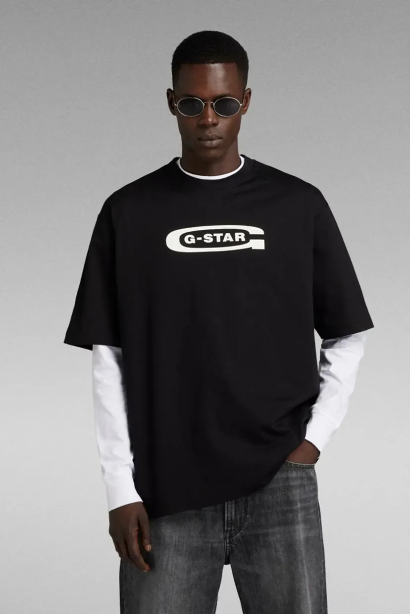Чоловіча чорна футболка Old school logo boxy r t G-Star RAW D23904