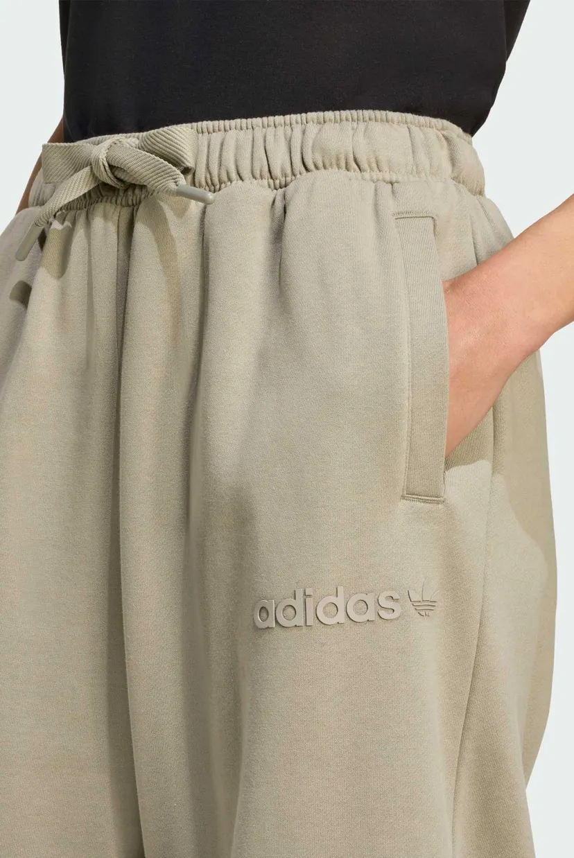 Жіночі оливкові спортивні штани Essentials Linear Oversized 4