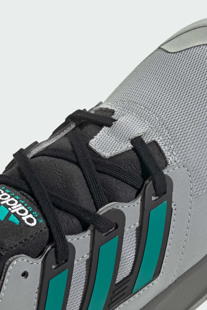 Серые кроссовки EQT Takumi Sen 8