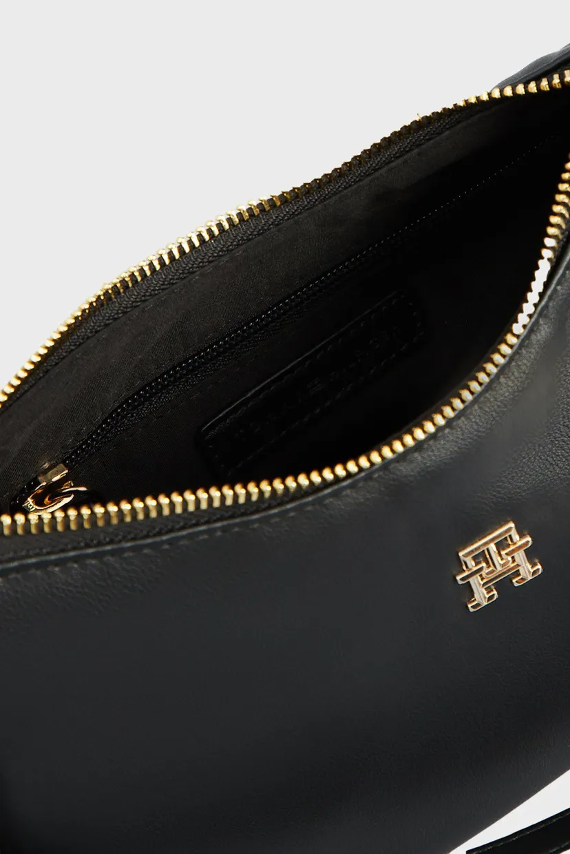Женская черная сумка POPPY REFORM SHOULDER BAG 6