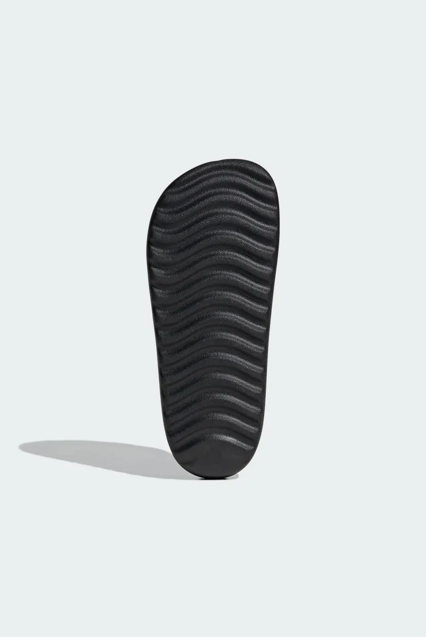 Чорні слайдери  Adilette Lumia 3
