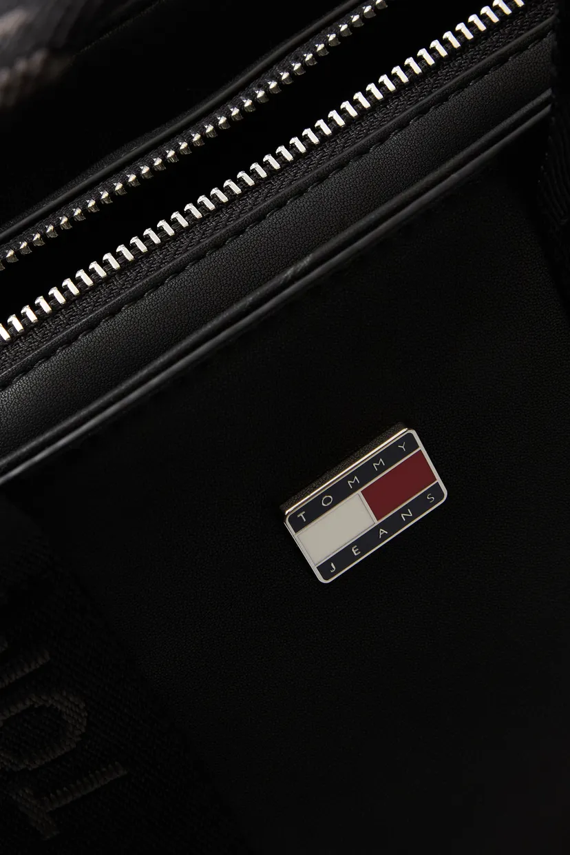 Жіноча чорна сумка DAILY ELEVATED MINI 5